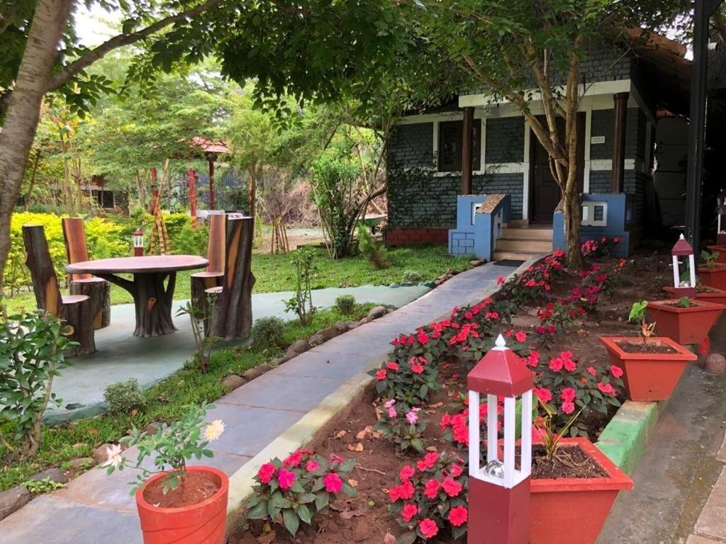 Chalets Resort Masinagudi Ooty Exteriér fotografie